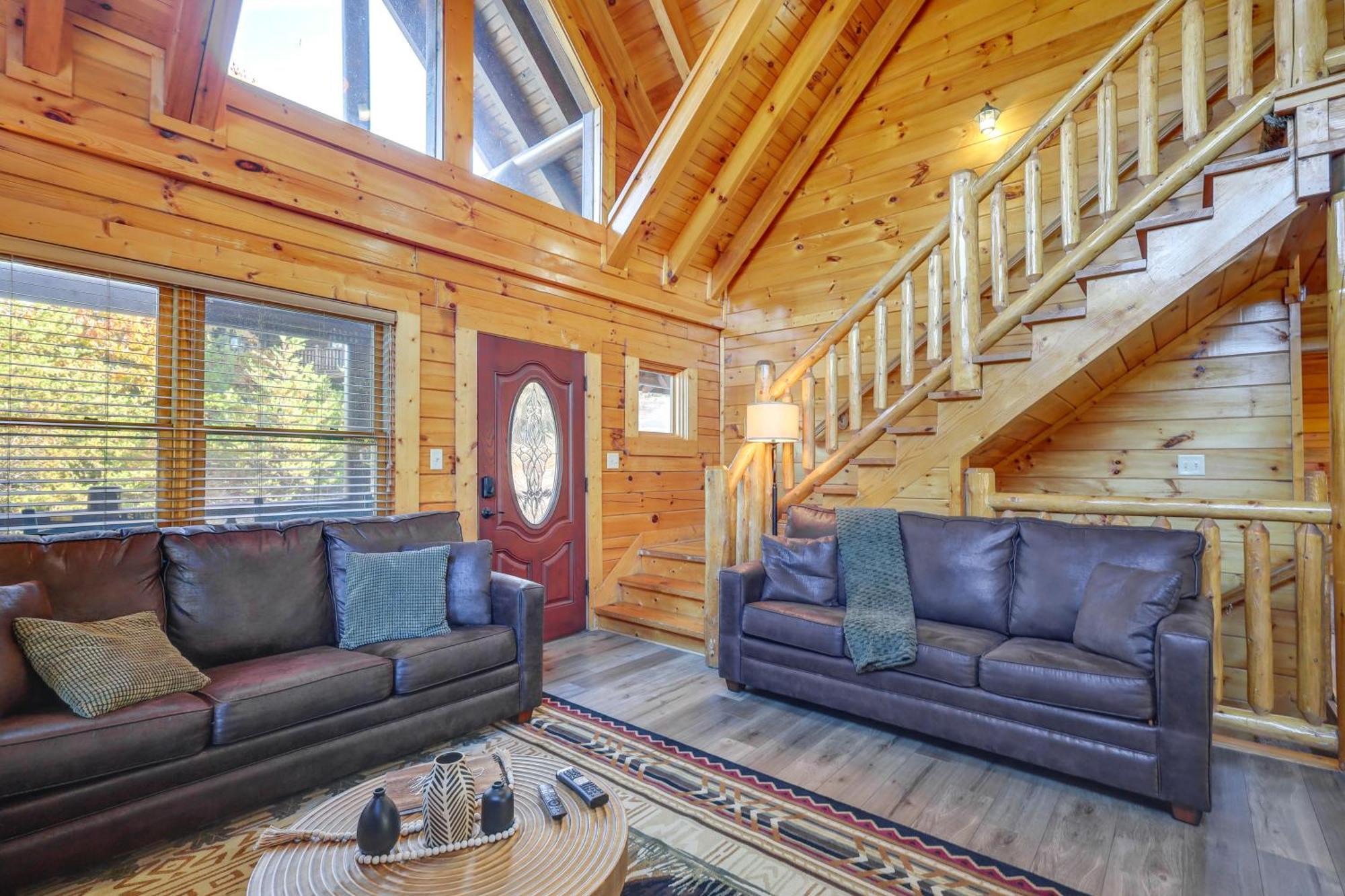 Pigeon Forge Cabin Rental With Decks And Hot Tub! Dış mekan fotoğraf